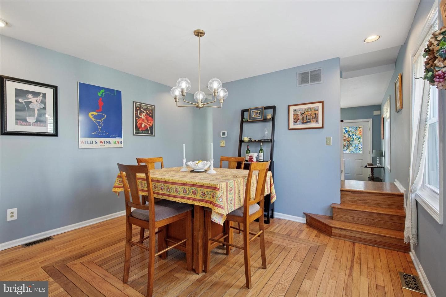 103 W Circular Avenue photo 6
