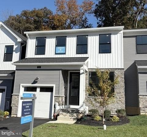42 Grayson Lane