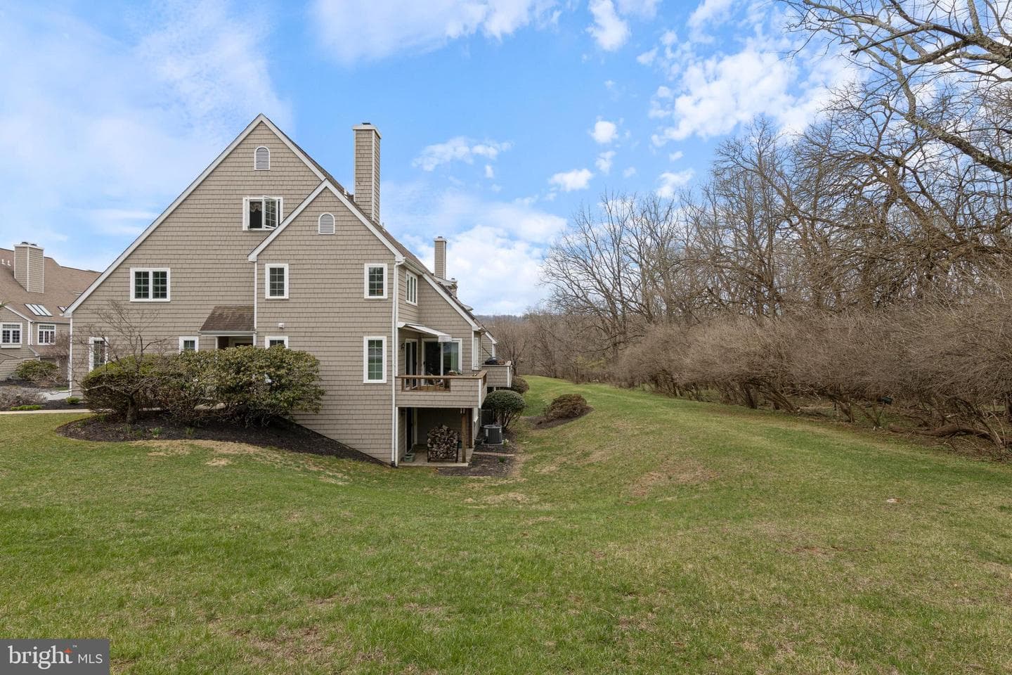 21 Newport Drive photo 10