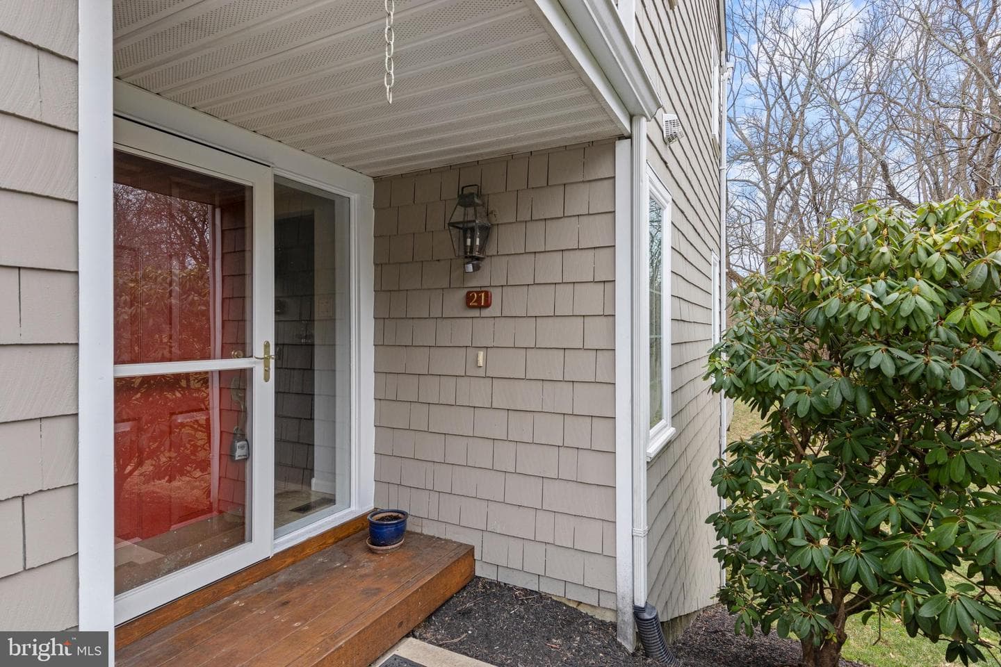 21 Newport Drive photo 14