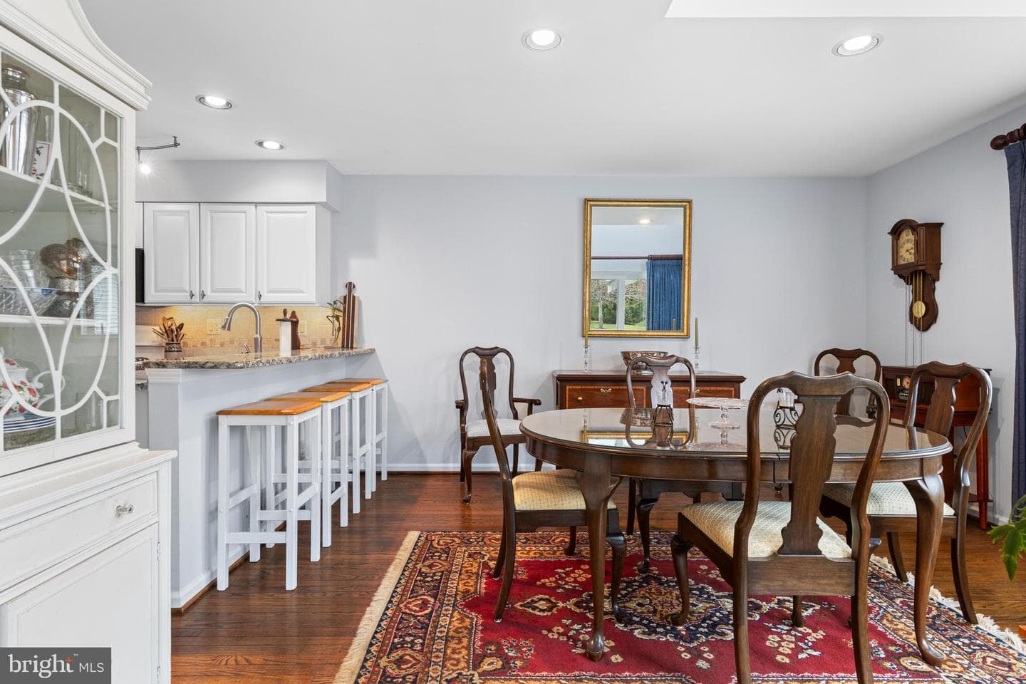 21 Newport Drive photo 26