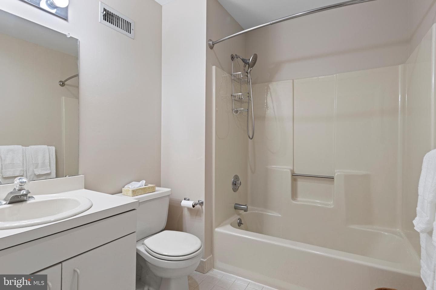 21 Newport Drive photo 46