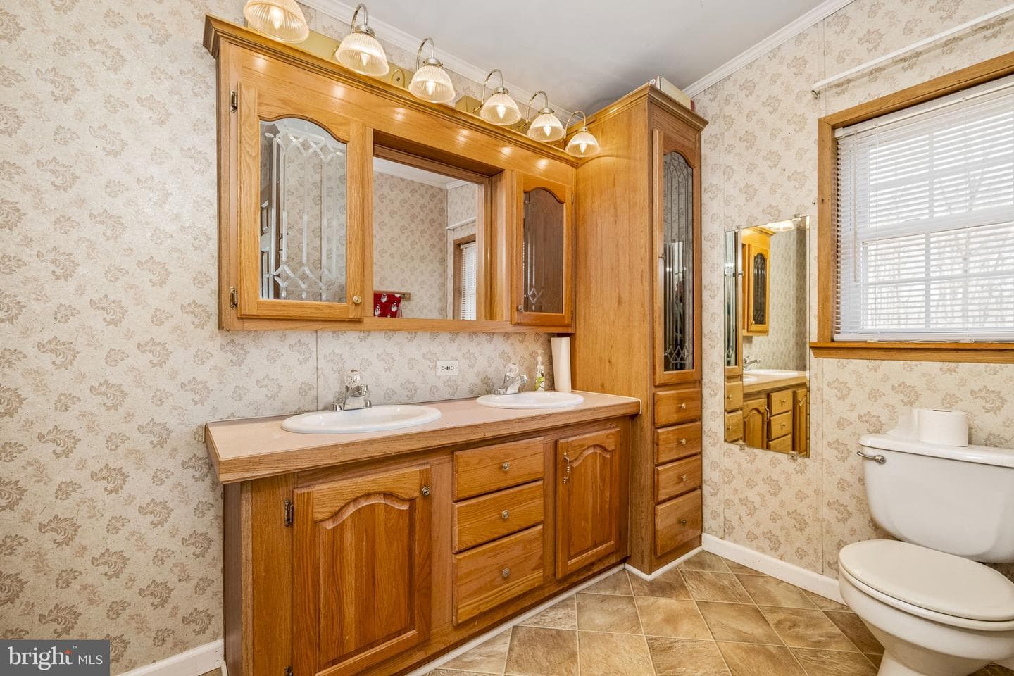 106 Sharon Drive photo 17