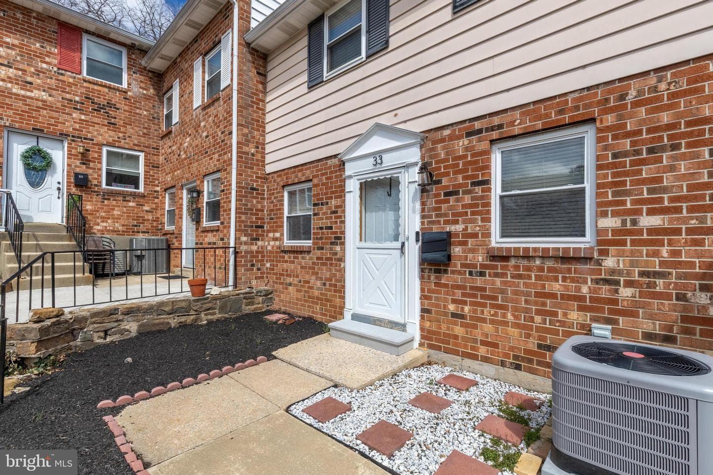 605 W Market Street #33 photo 1