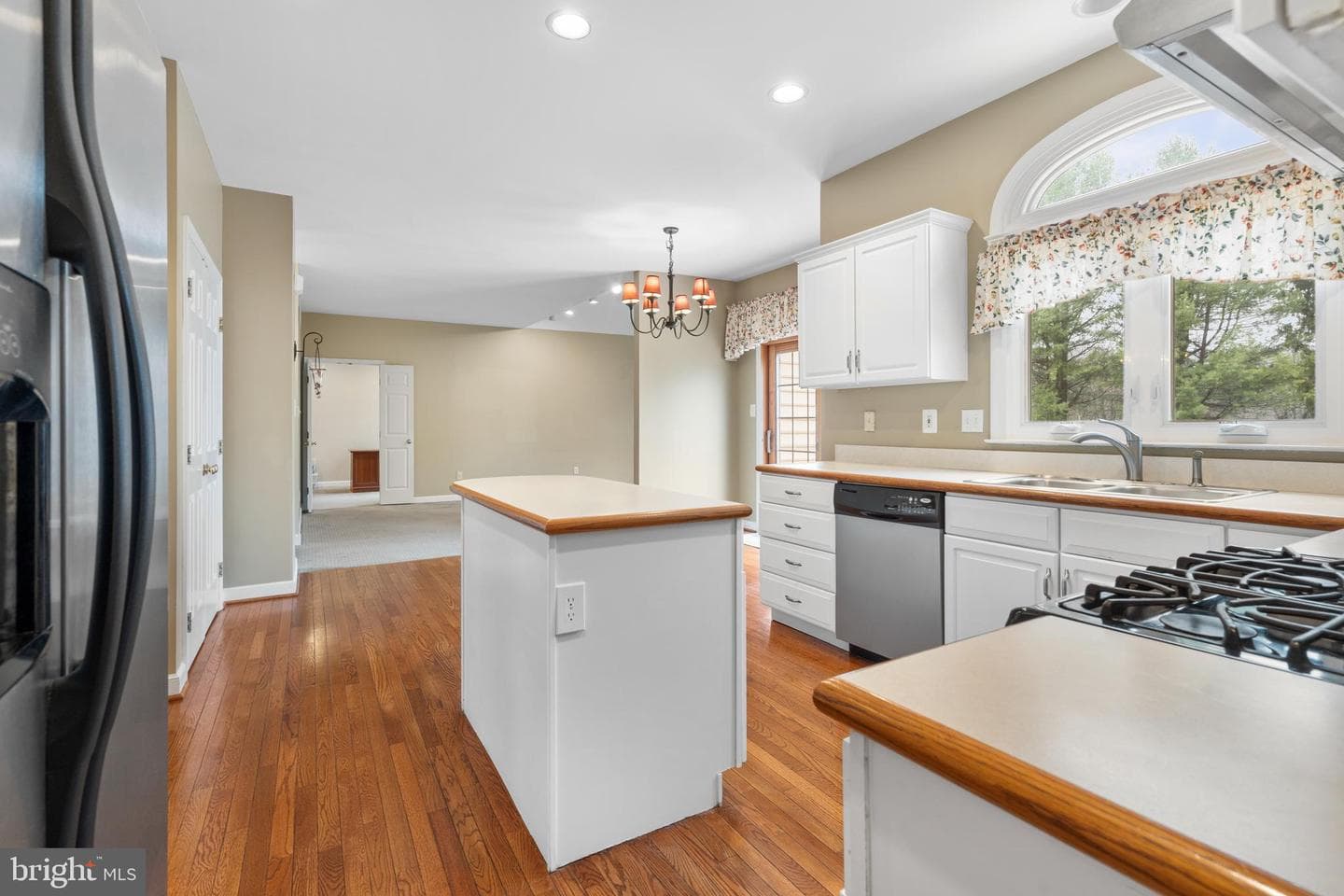 1807 Hawkweed Way photo 18