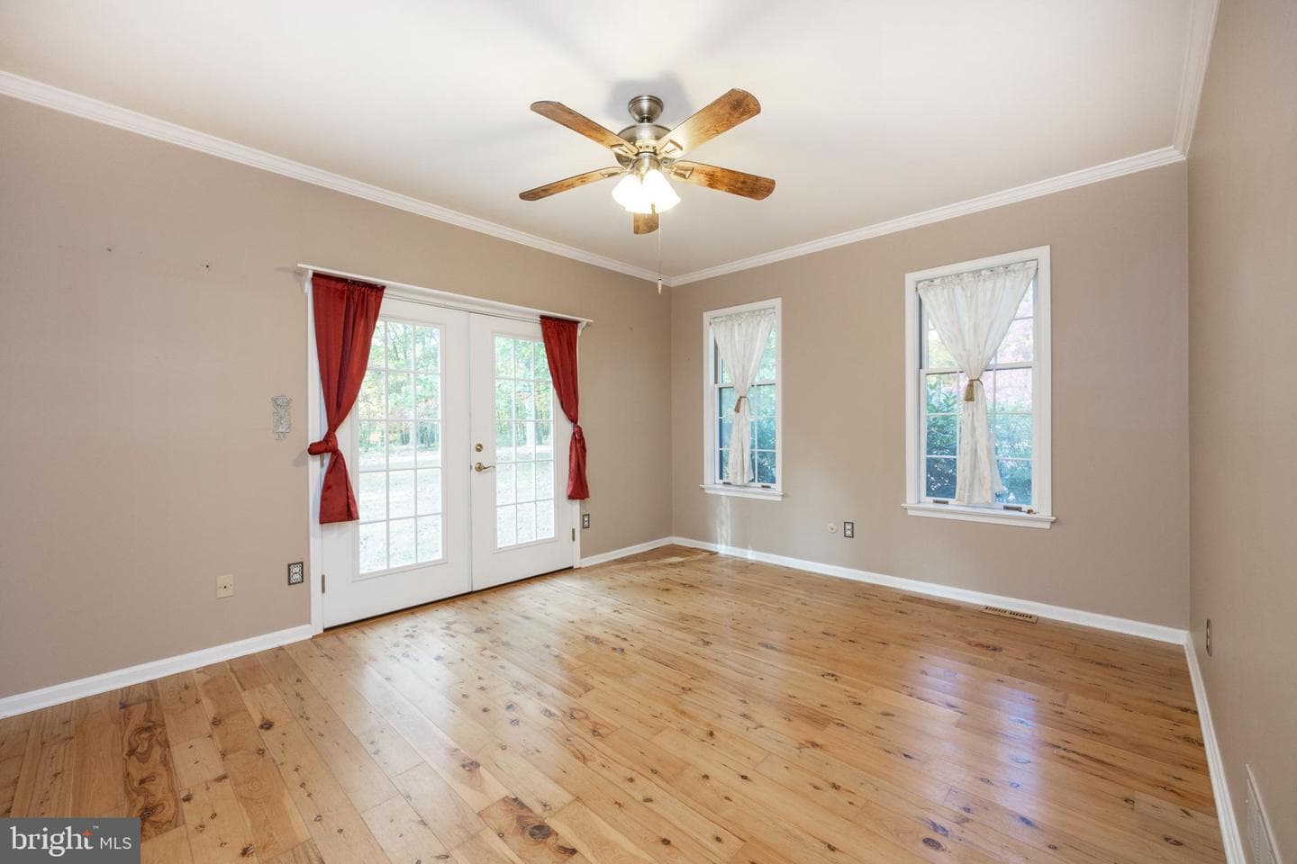 35 Maple Lane photo 11