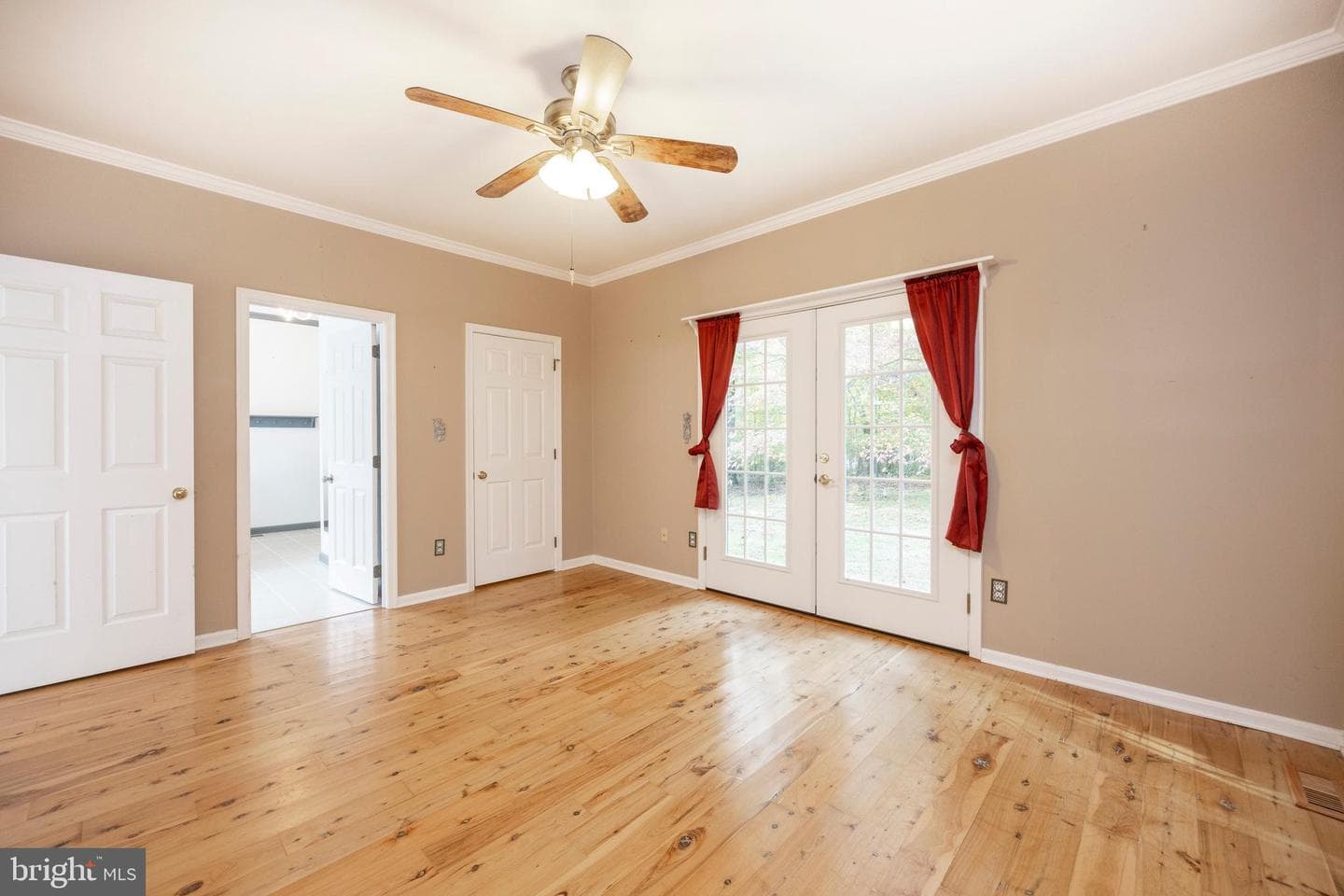 35 Maple Lane photo 12