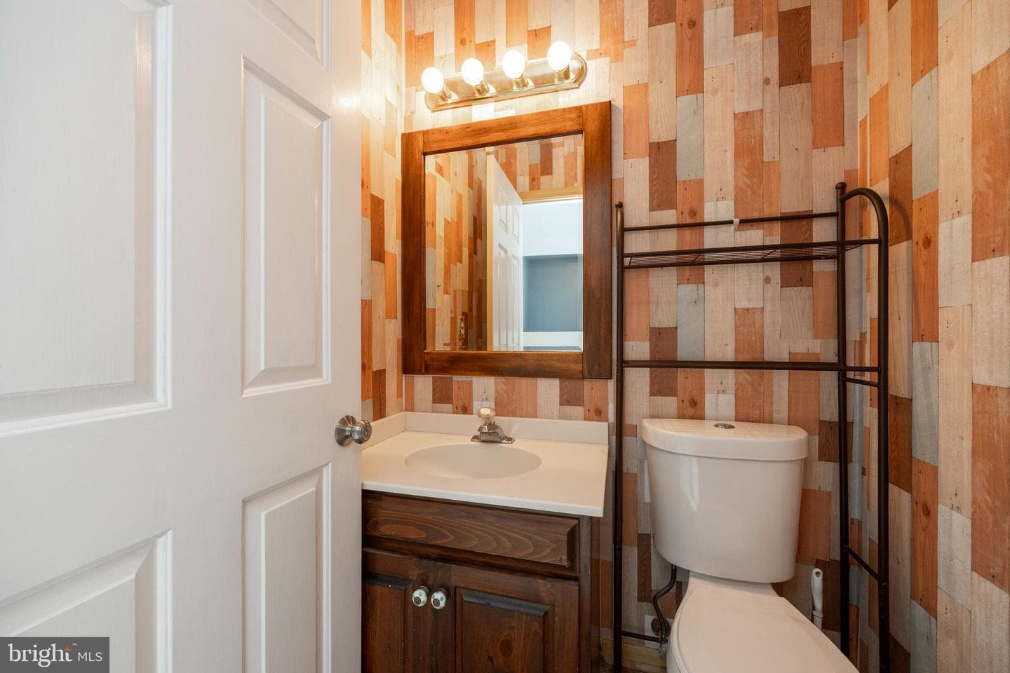 35 Maple Lane photo 18