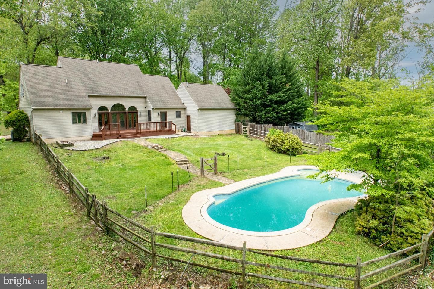 35 Maple Lane photo 28