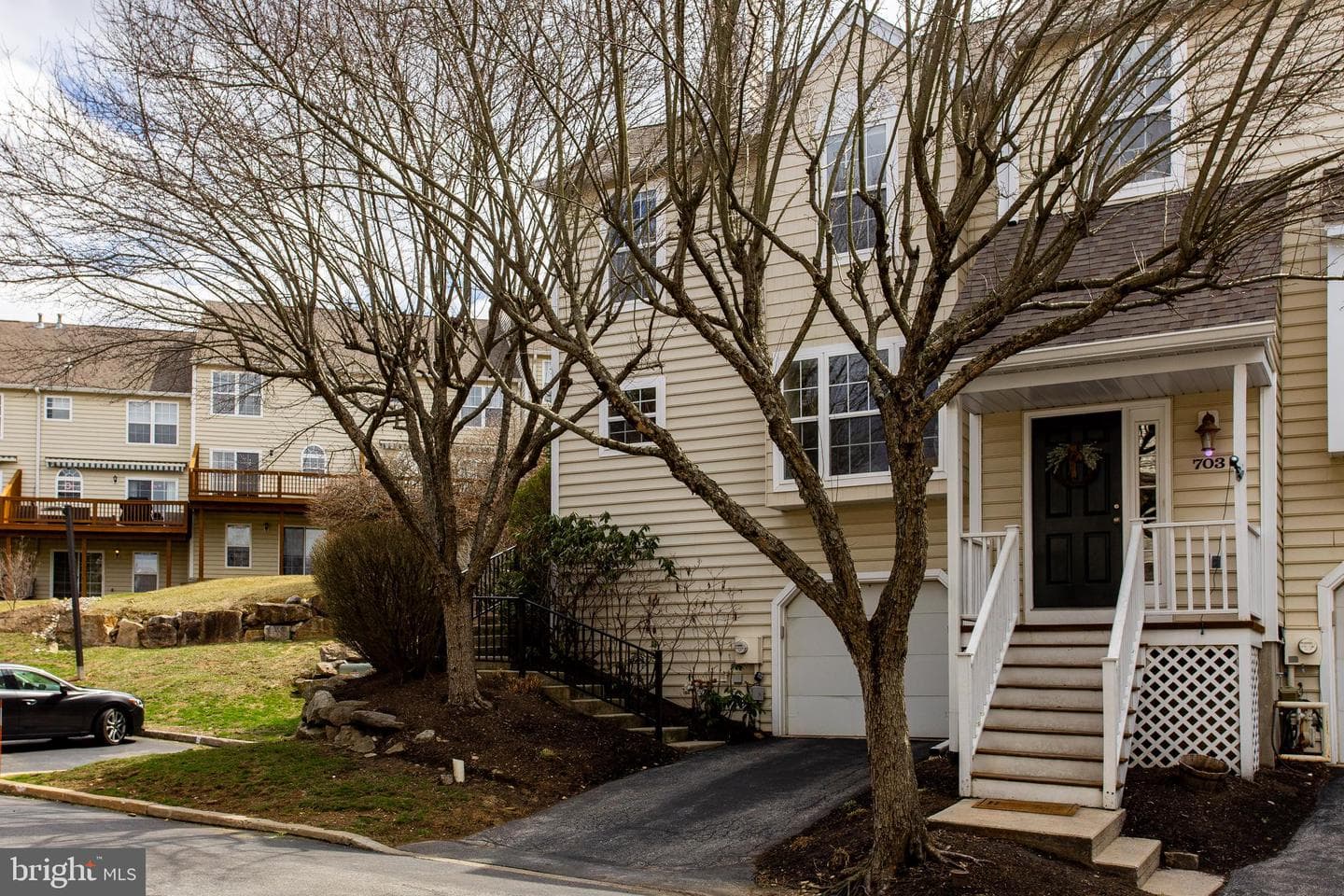 701 Harbour Ridge Lane photo 2