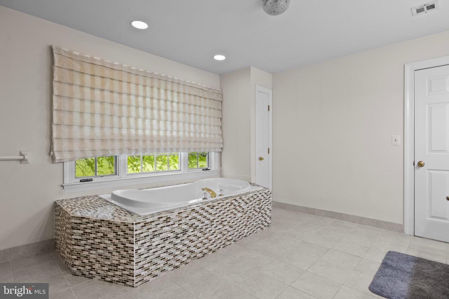 112 Blackshire Road photo 34