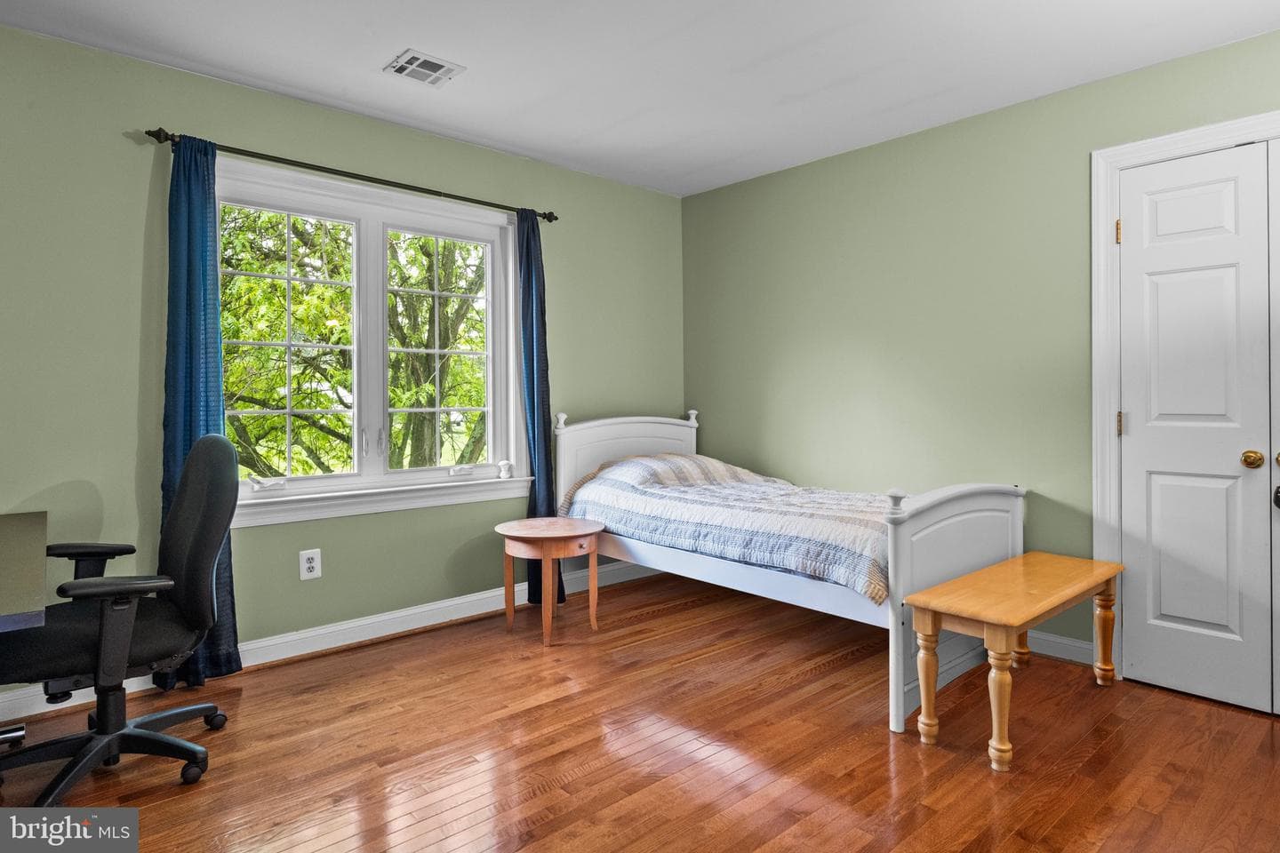 112 Blackshire Road photo 38