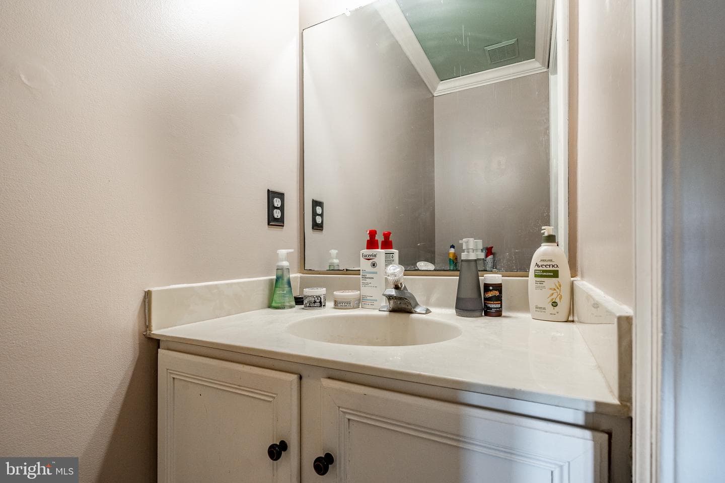 103 Ashley Road photo 16