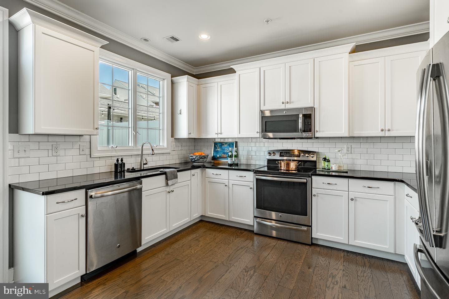 623 Mulberry Street photo 11