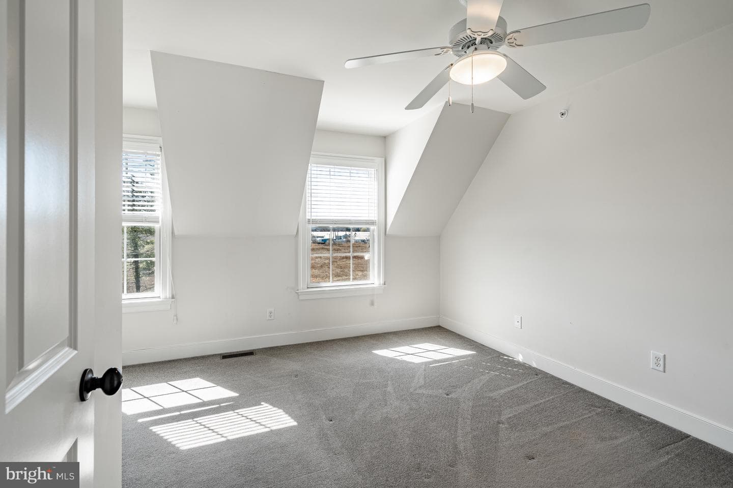 623 Mulberry Street photo 22