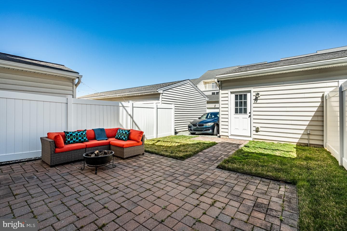 623 Mulberry Street photo 26
