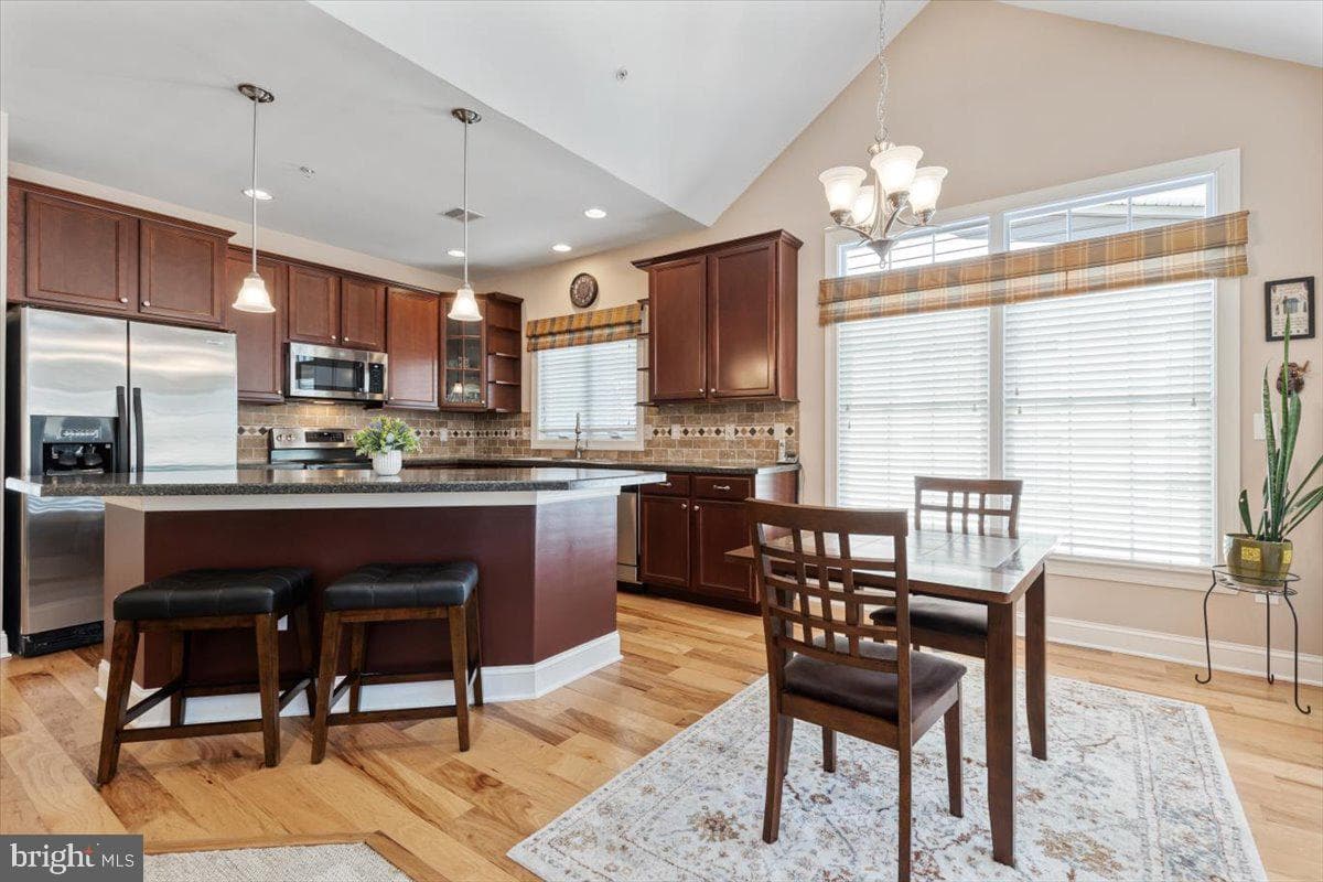 1064 Balfour Circle photo 13