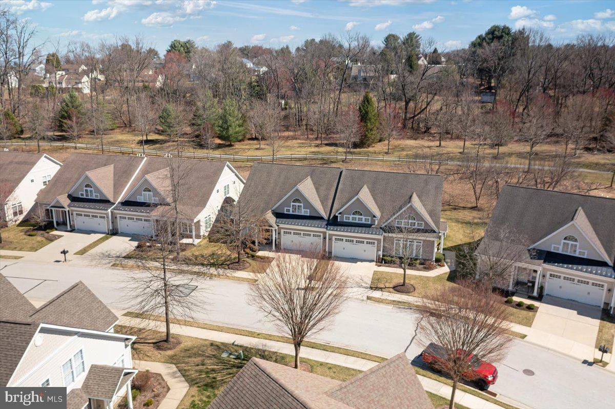 1064 Balfour Circle photo 39