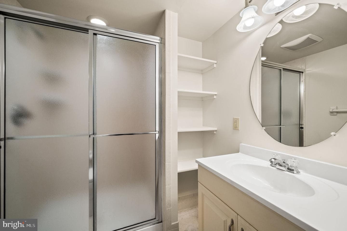 1125 Merrifield Drive #1125 photo 18