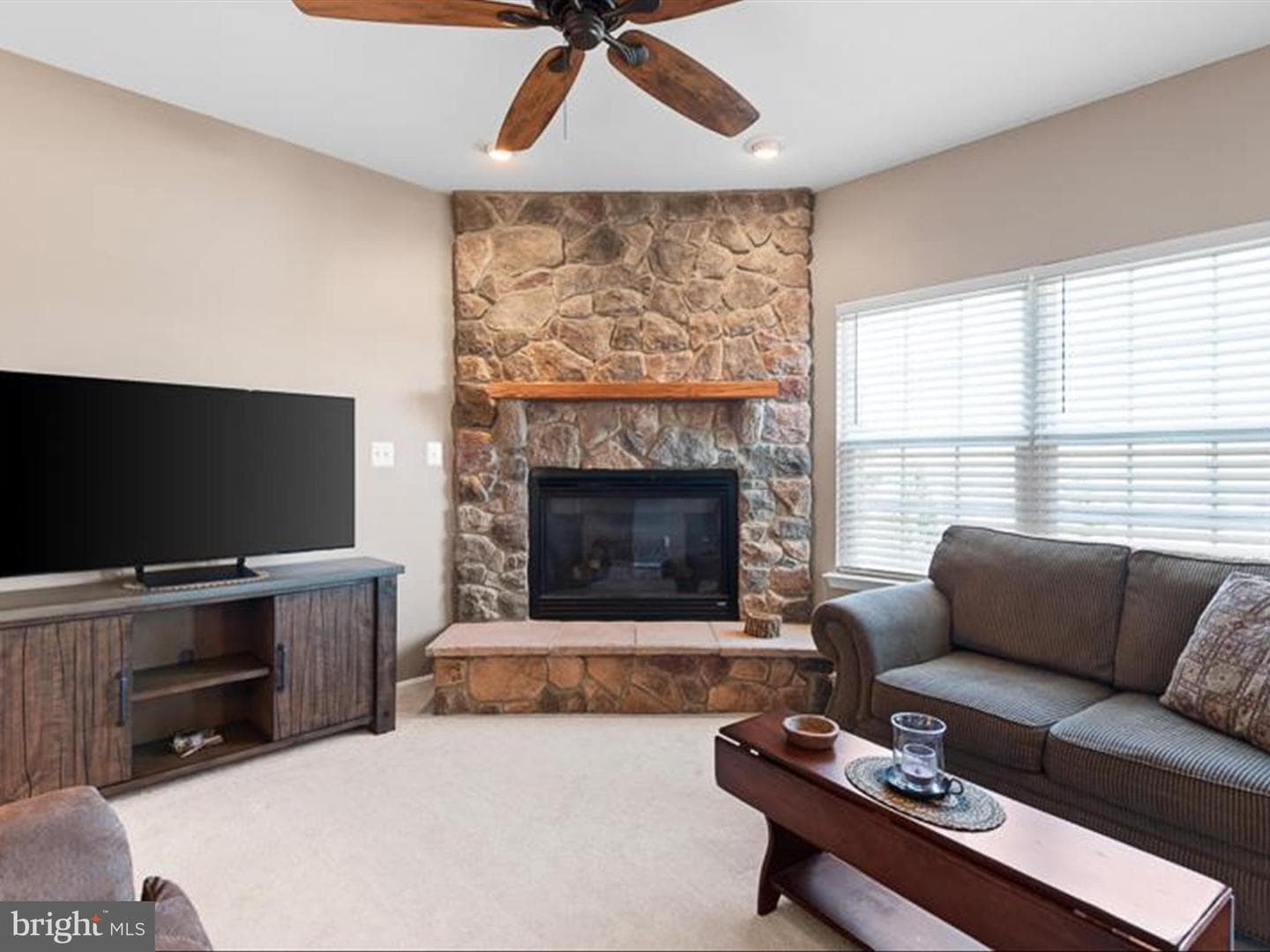 320 Elizabeth Drive photo 7