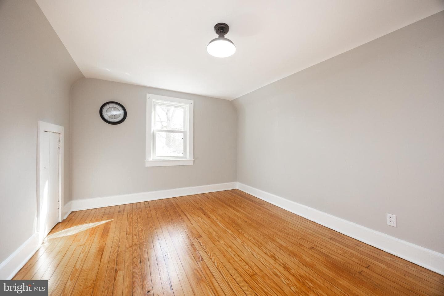 509 W Uwchlan Avenue photo 22