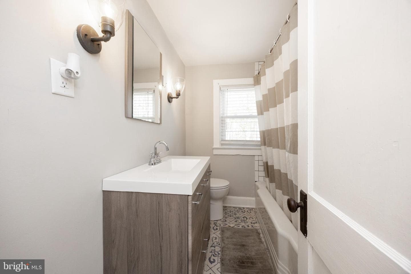 509 W Uwchlan Avenue photo 9