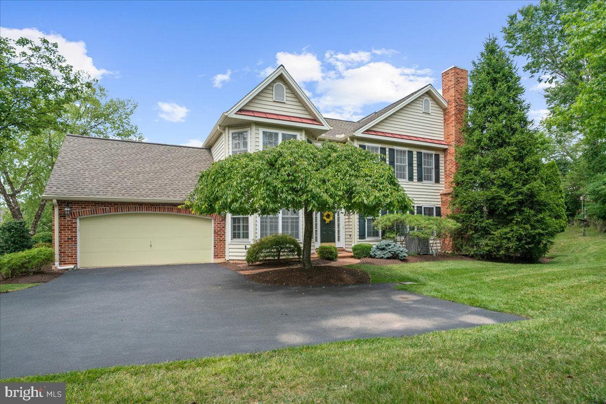 68 Wincrest Drive photo 35