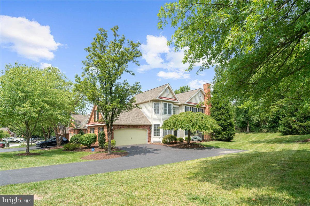 68 Wincrest Drive photo 36