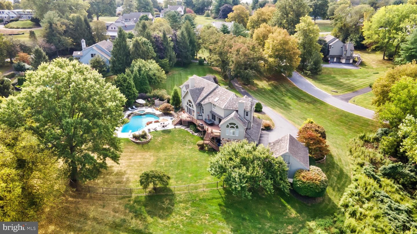 200 Barn Hill Road photo 100