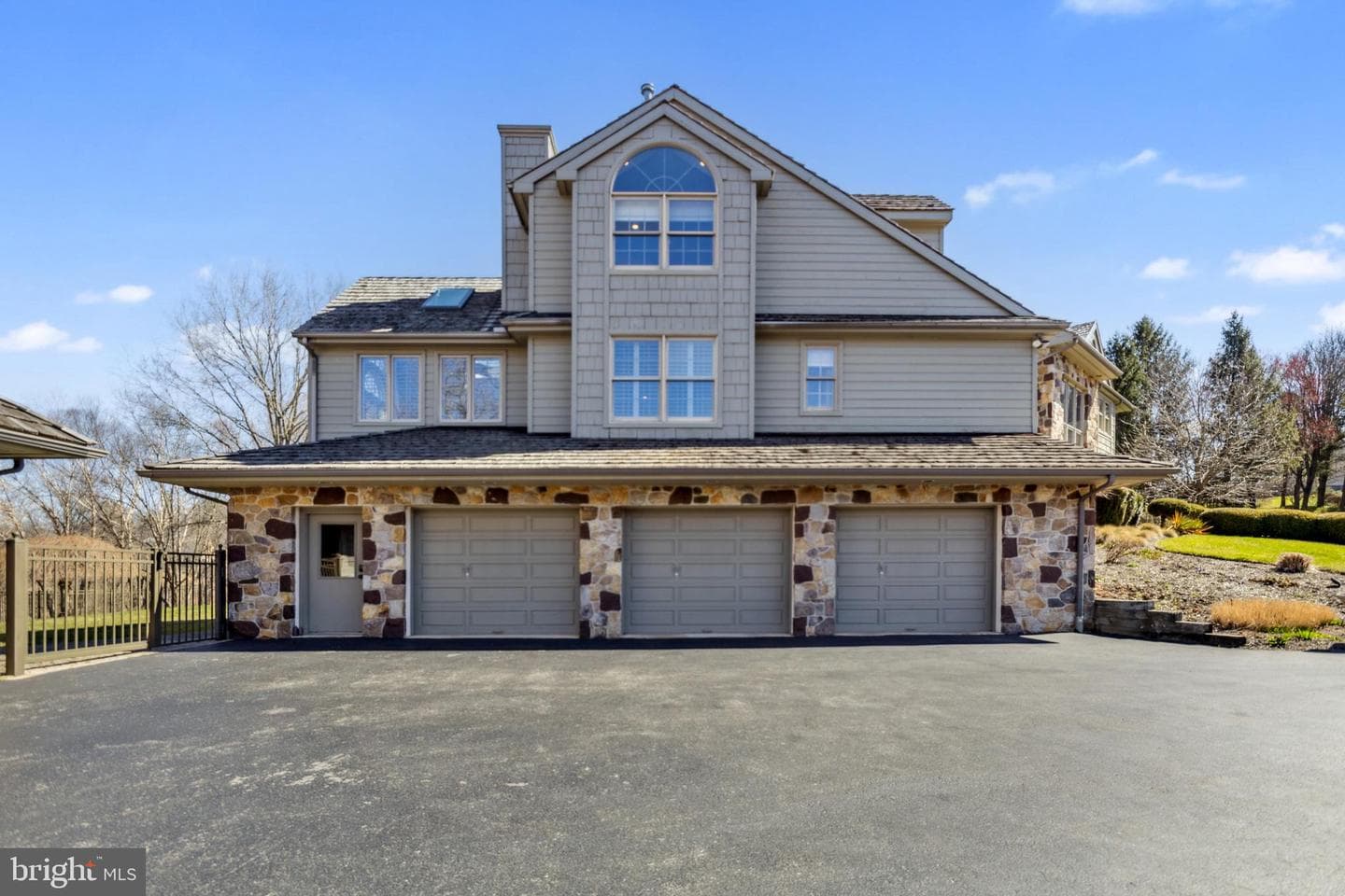 200 Barn Hill Road photo 5