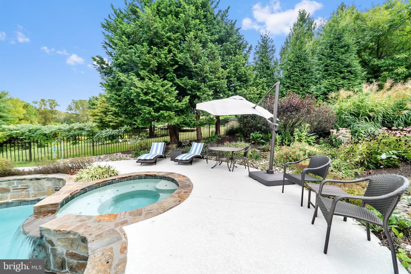 200 Barn Hill Road photo 87