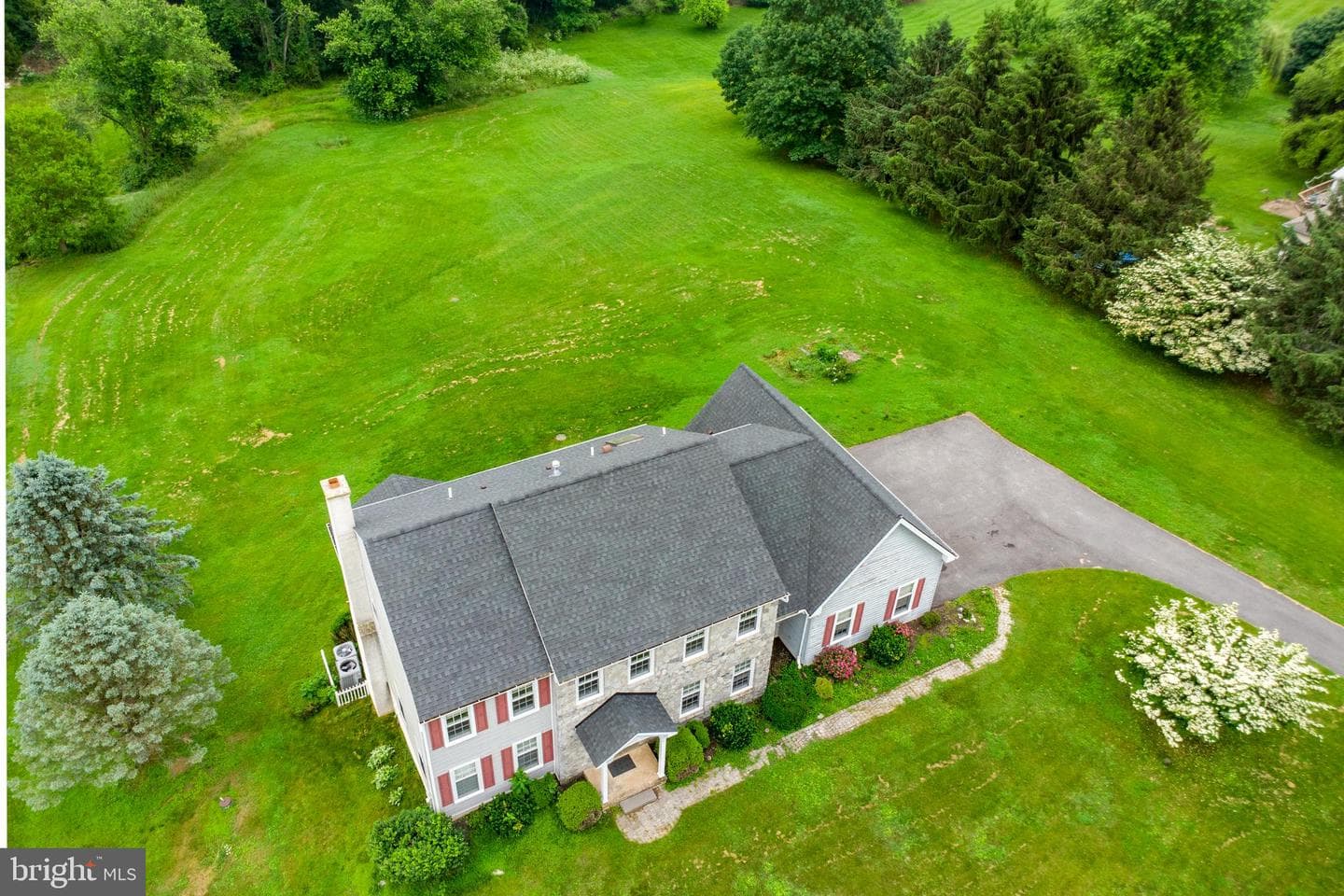 106 Partridge Way photo 2