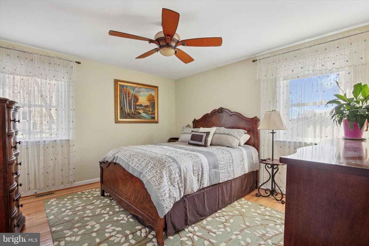 474 W Prospect Avenue photo 13