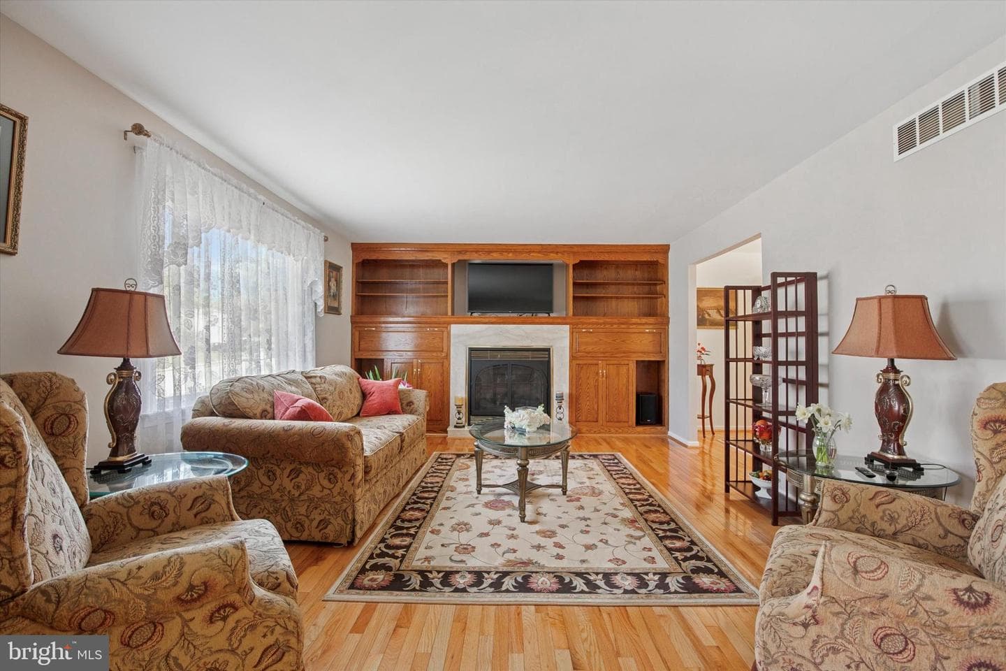 474 W Prospect Avenue photo 4