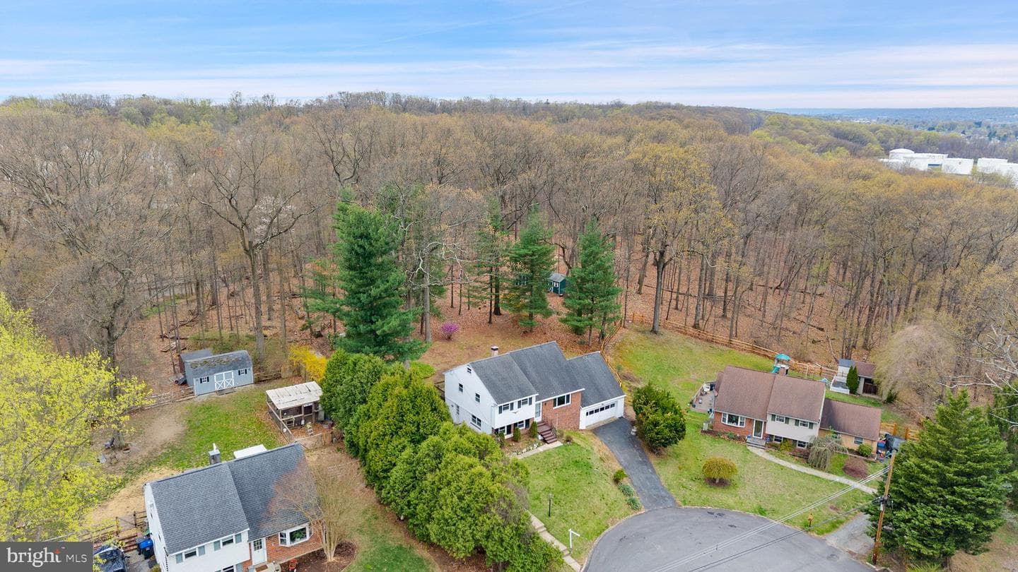 117 Spring Road photo 12