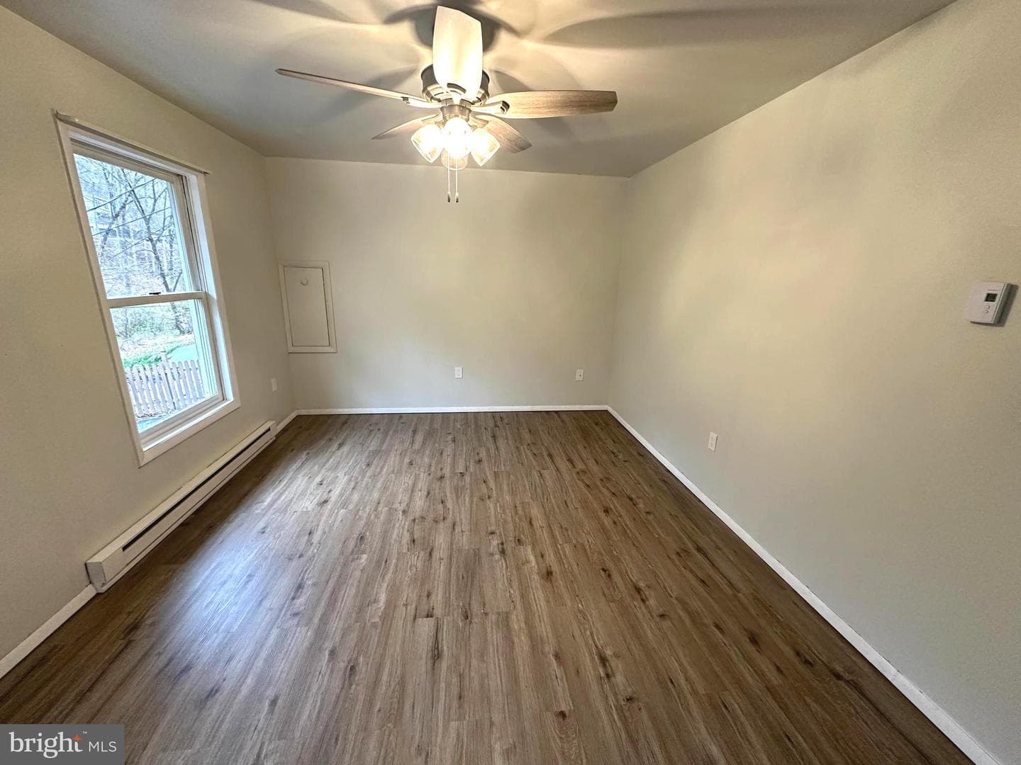 94 S Park Avenue photo 6
