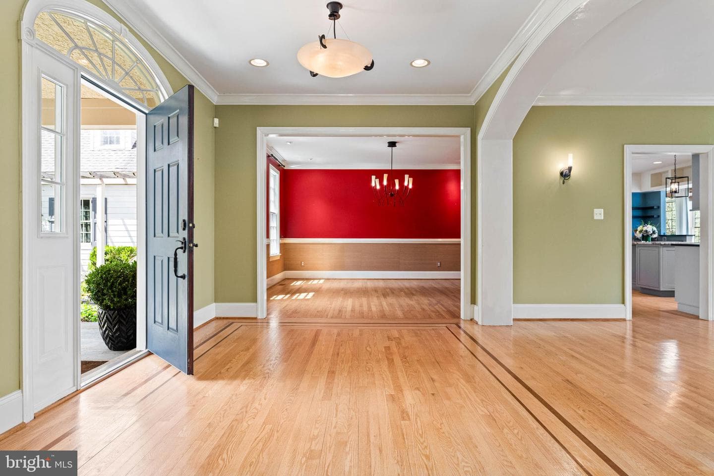 607 Newtown Road photo 15