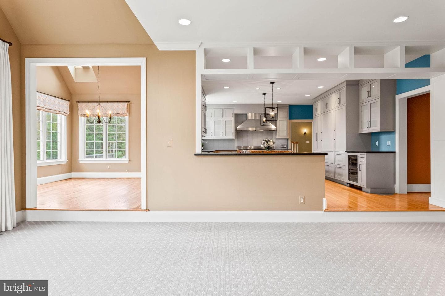 607 Newtown Road photo 33