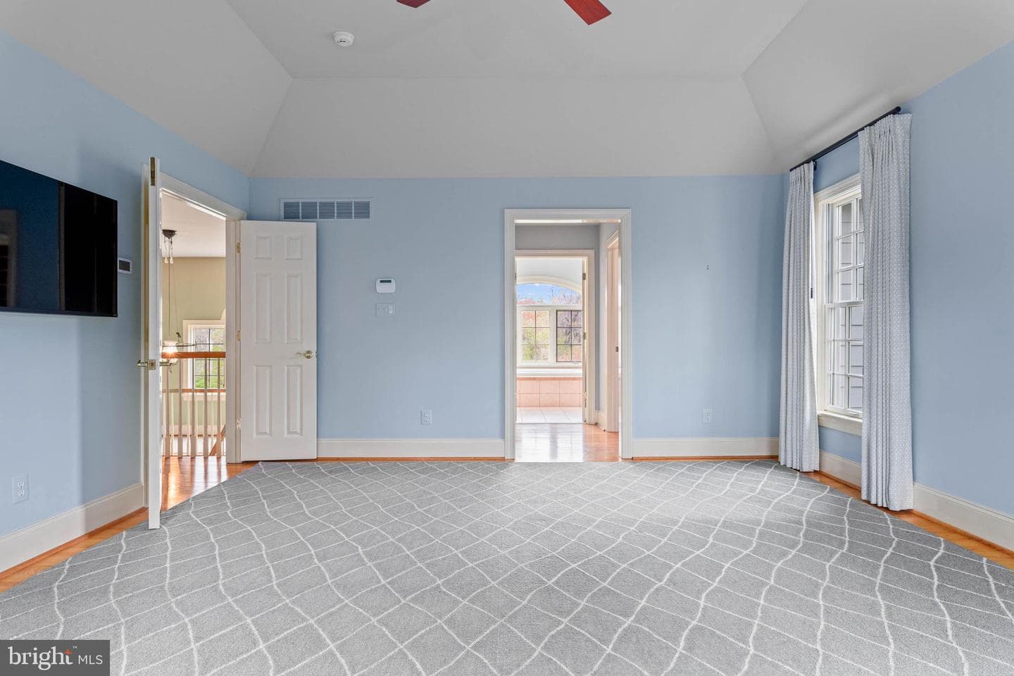 607 Newtown Road photo 45