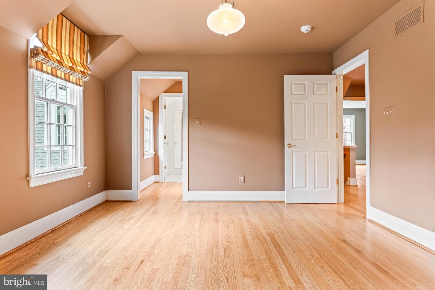607 Newtown Road photo 51