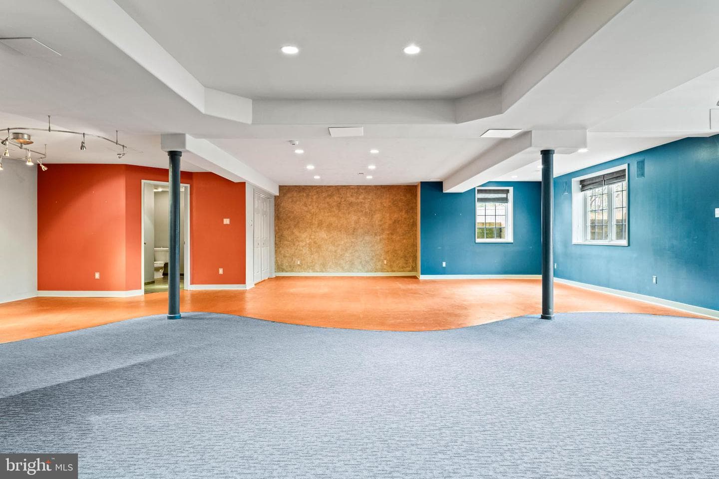 607 Newtown Road photo 67