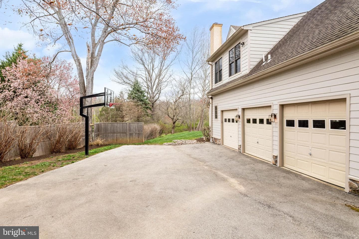 607 Newtown Road photo 81