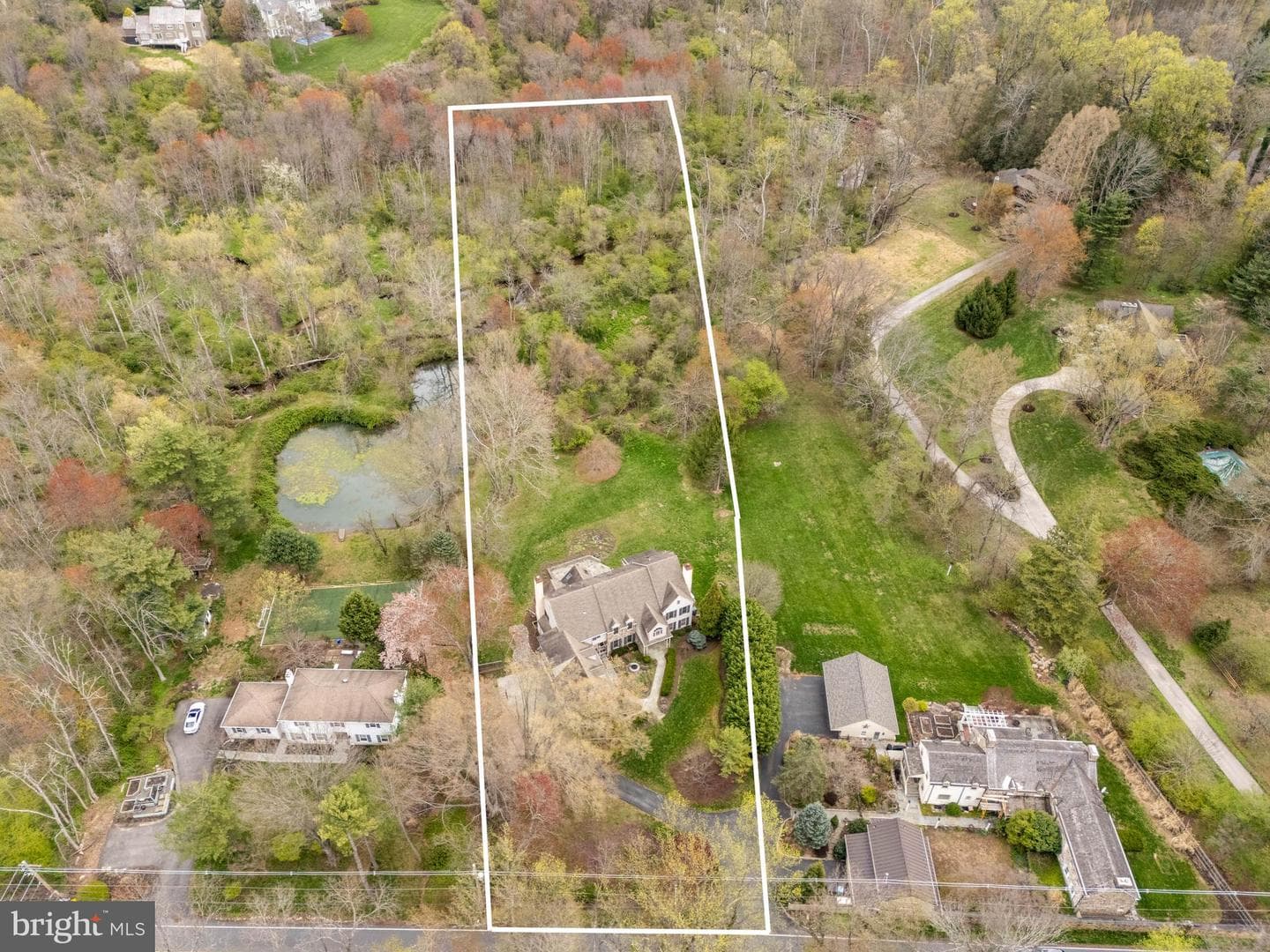 607 Newtown Road photo 82