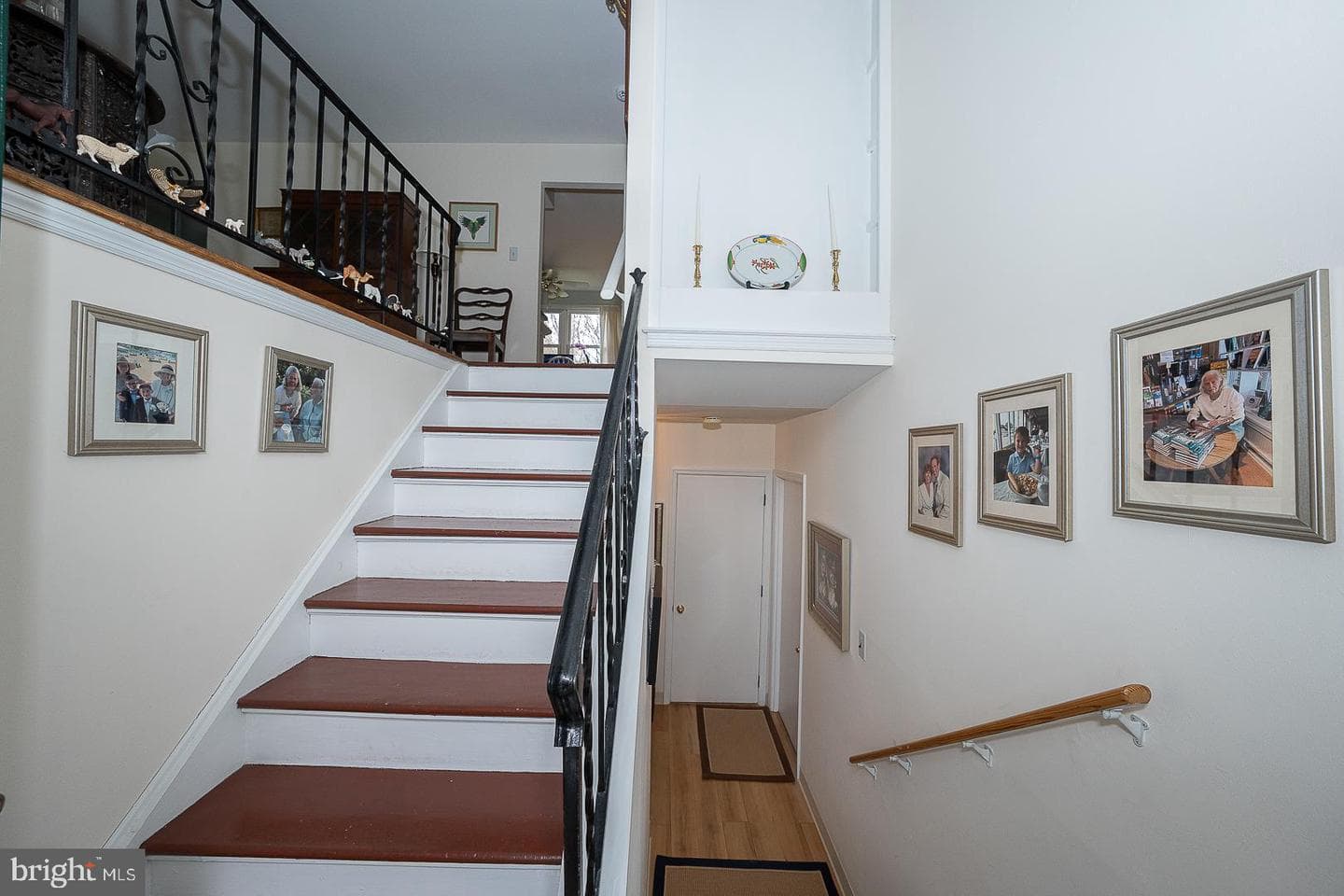 104 Beacon Drive E photo 3