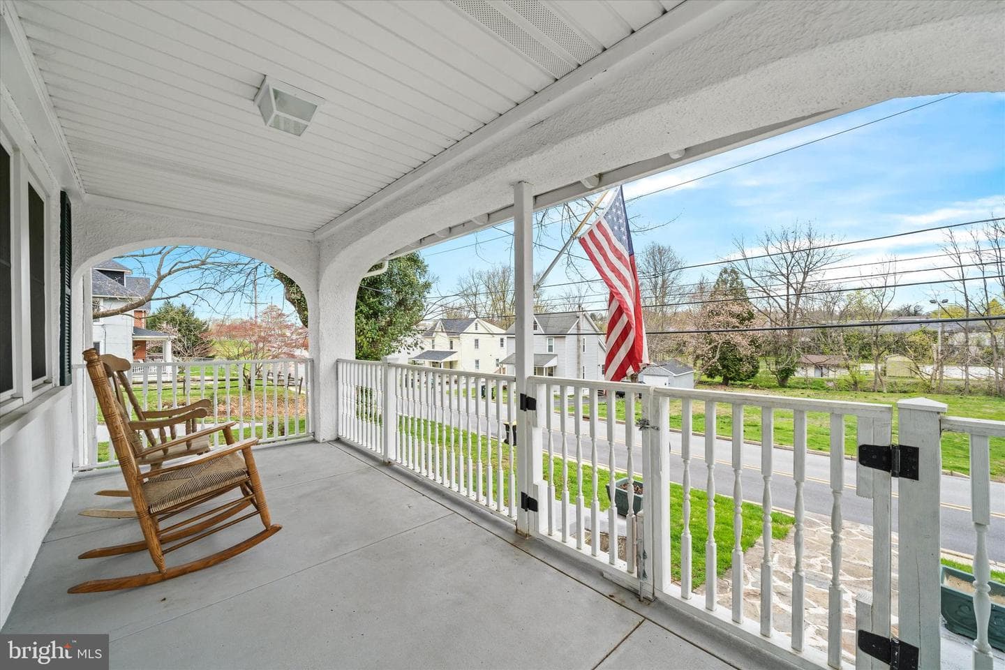 406 E South Street photo 17