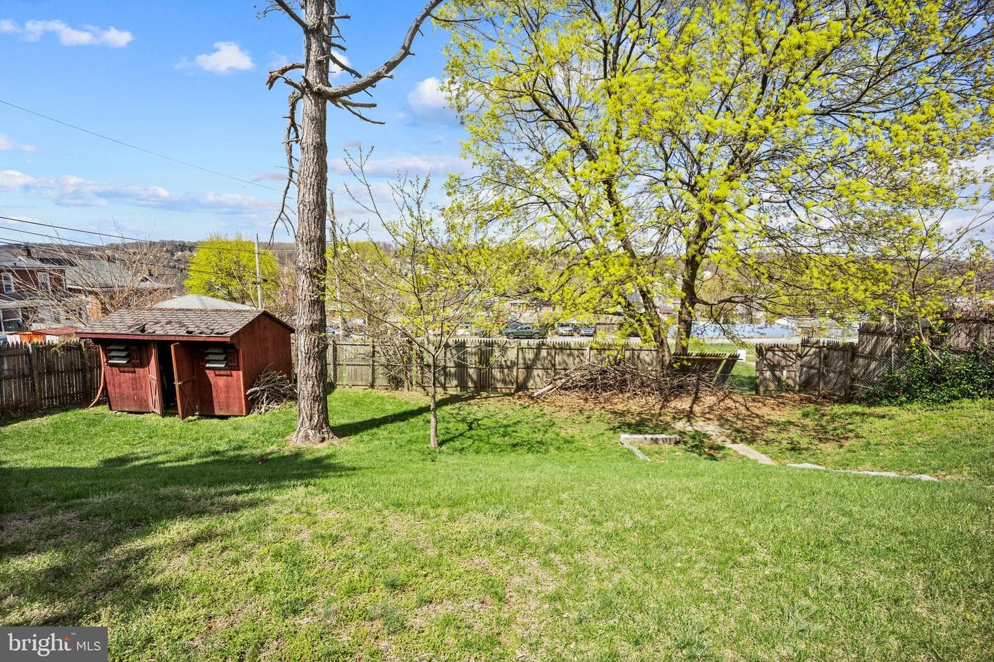 619 Oak Street photo 17