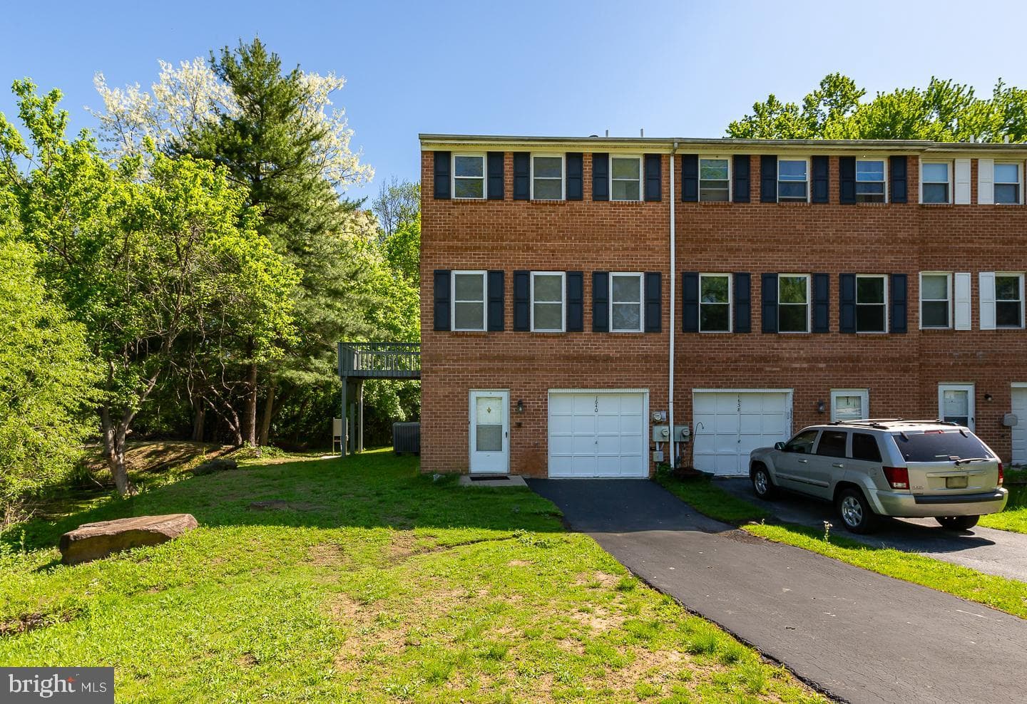 1640 S Coventry Lane photo 43