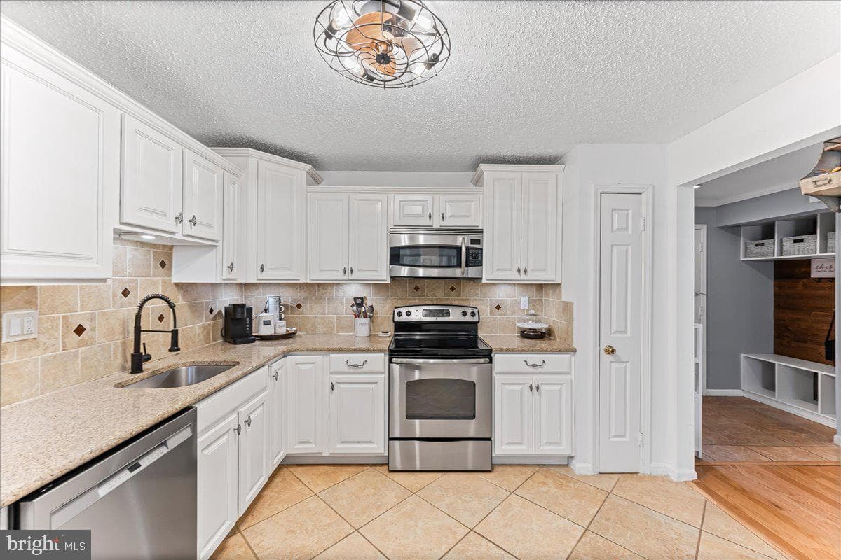 28 Hopkinson Court photo 11