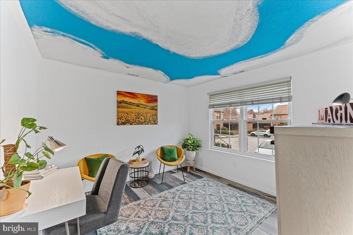28 Hopkinson Court photo 19