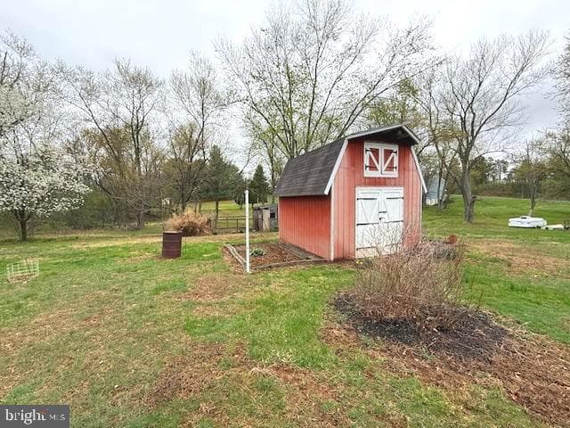 226 Schoolhouse Road photo 4